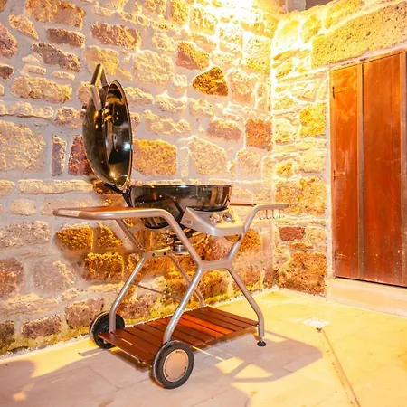 Miniq Homes 104 - The Luxurious Stone Retreat * Foça